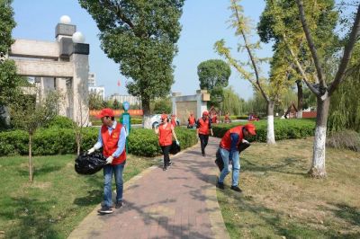 Jiaerke "Party Member Volunteers" in Zhenglu Jizi Park